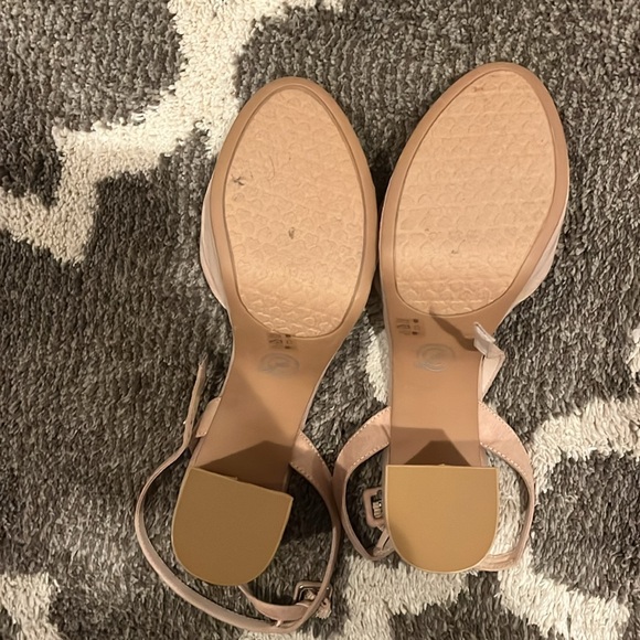 Chinese laundry heels - Picture 3 of 3